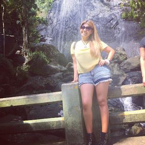 Meet your Posher, Lourdes - eternyz